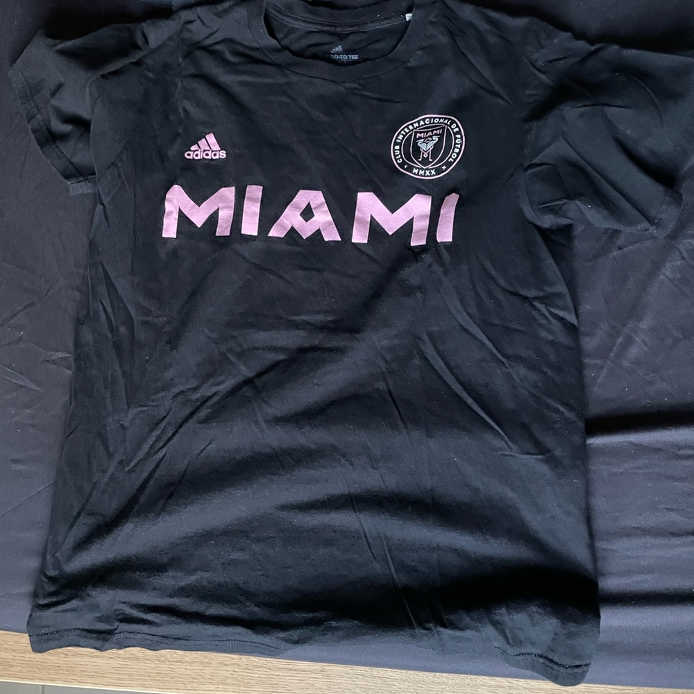 Miami soccer tee